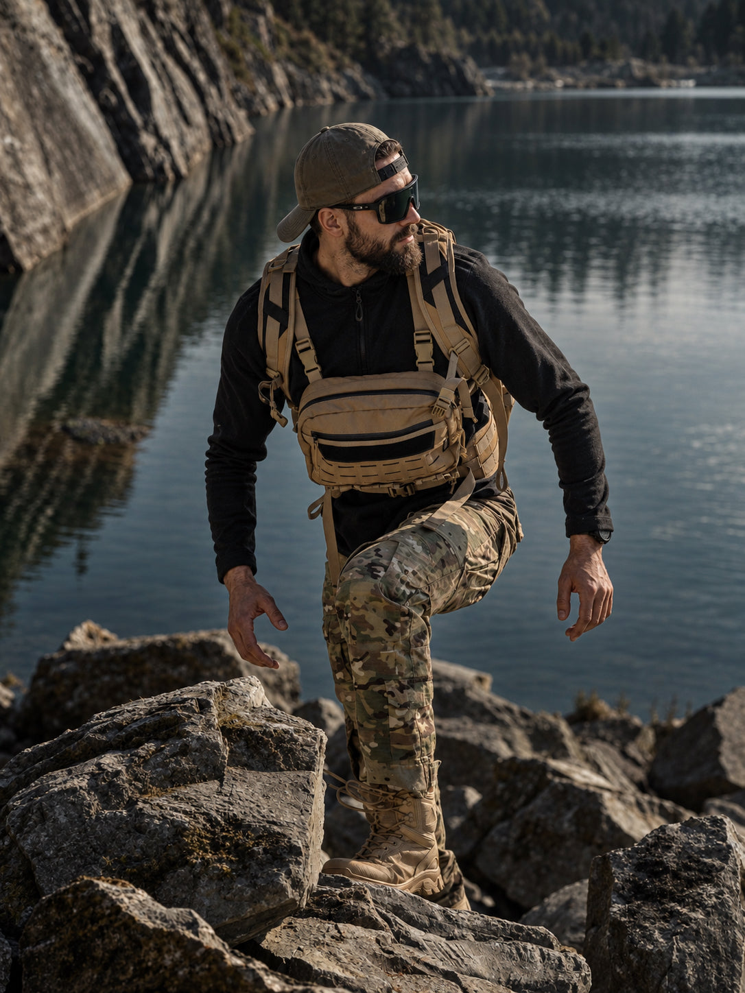 SLING & COMPACT BAGS